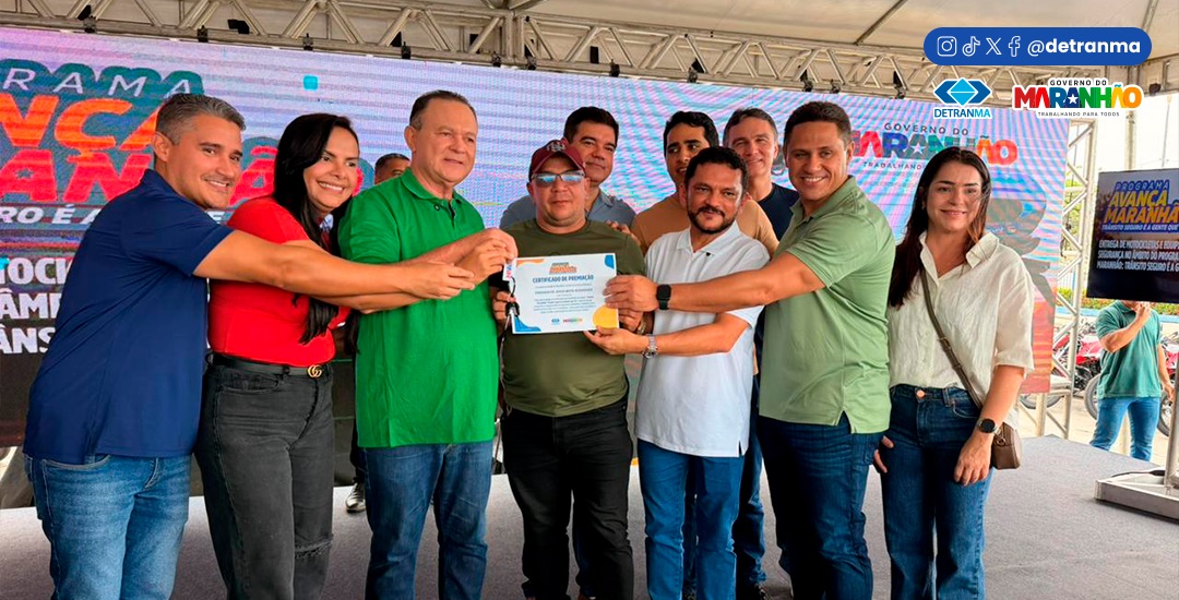 Governo do Maranhão entrega motocicletas 0 km e equipamentos de segurança a sorteados do Programa Avança Maranhão